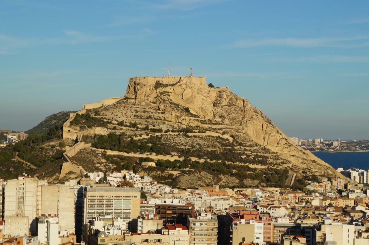 Charming Downtown Skyscrapper Appartement Alicante Buitenkant foto